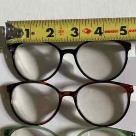 2.00 BETSEY JOHNSON 3 Reading Glasses THIN TORTOISE GREEN ROUND light weight - Picture 5 of 7